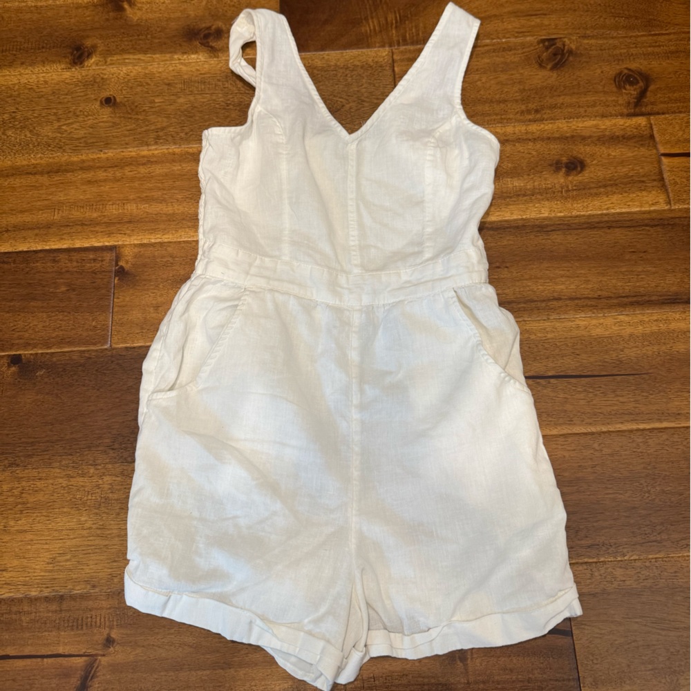 American Eagle Outfitters Cream Romper